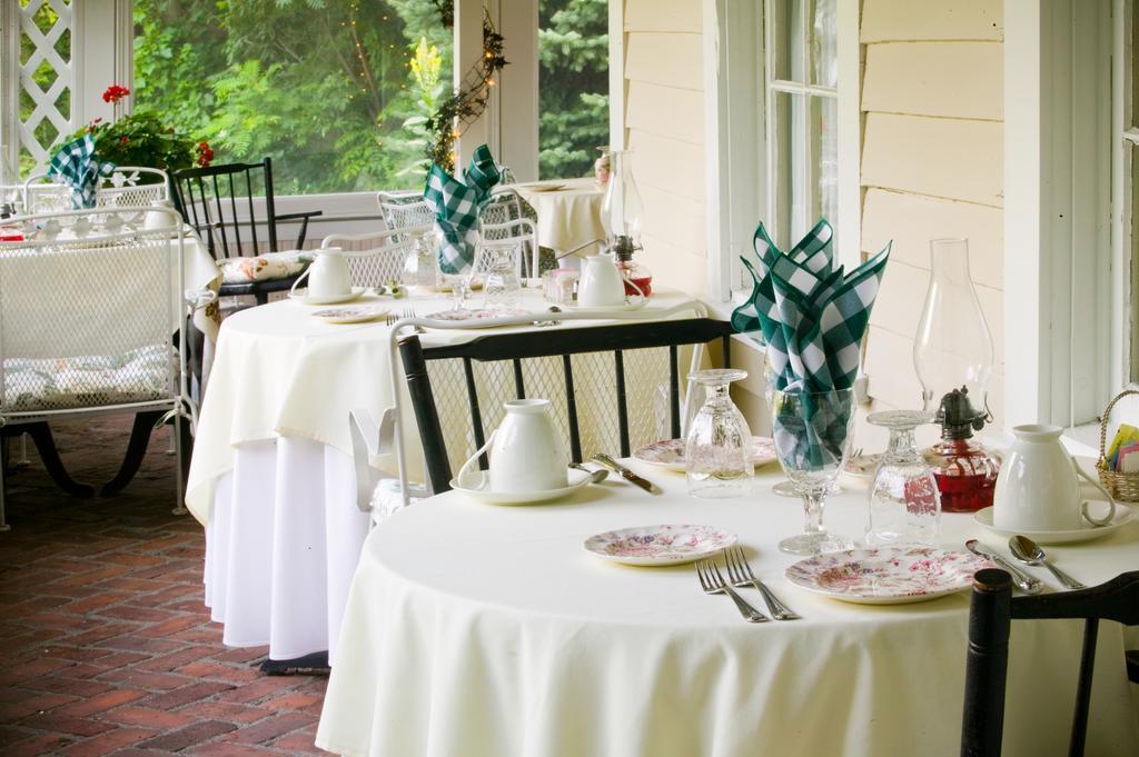 Stockbridge Country Inn (Adults Only) Exterior photo
