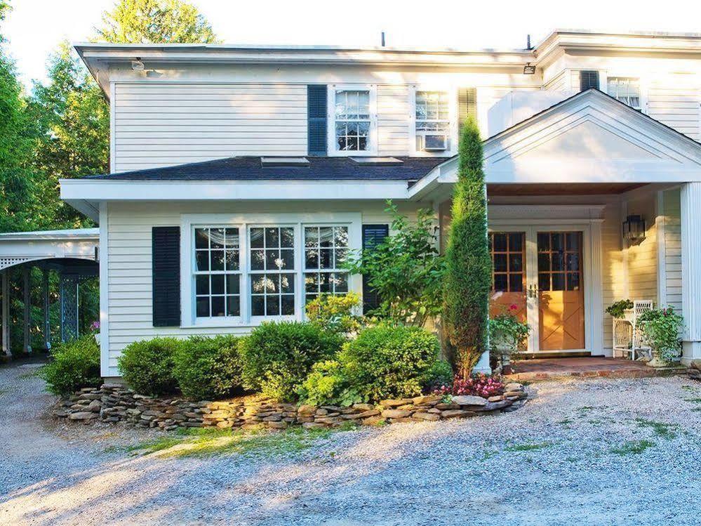 Stockbridge Country Inn (Adults Only) Exterior photo